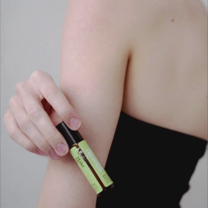 Cucumber Freshness Brightening Eye Serum (Roller), 10ml